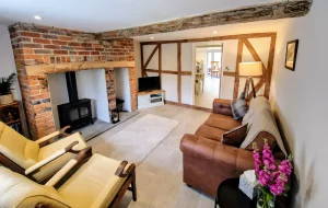tranquil 2-bedroom retreat, flint cottage lounge