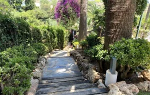 Villa Vielsa Path.webp